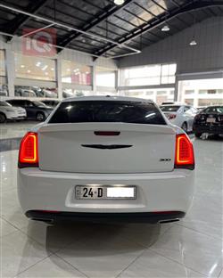 كرايسلر 300
